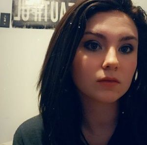 Meet your Posher, Hailey